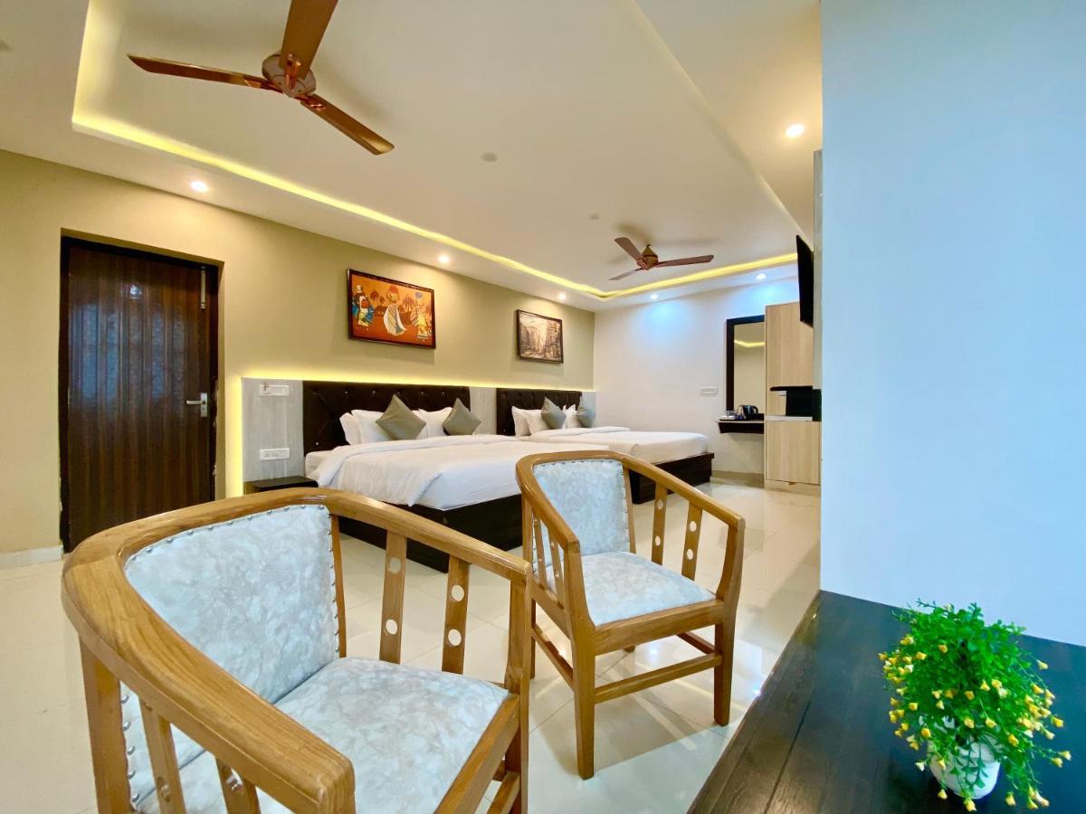 Hotel Kavita Palace Lansdowne Luaran gambar